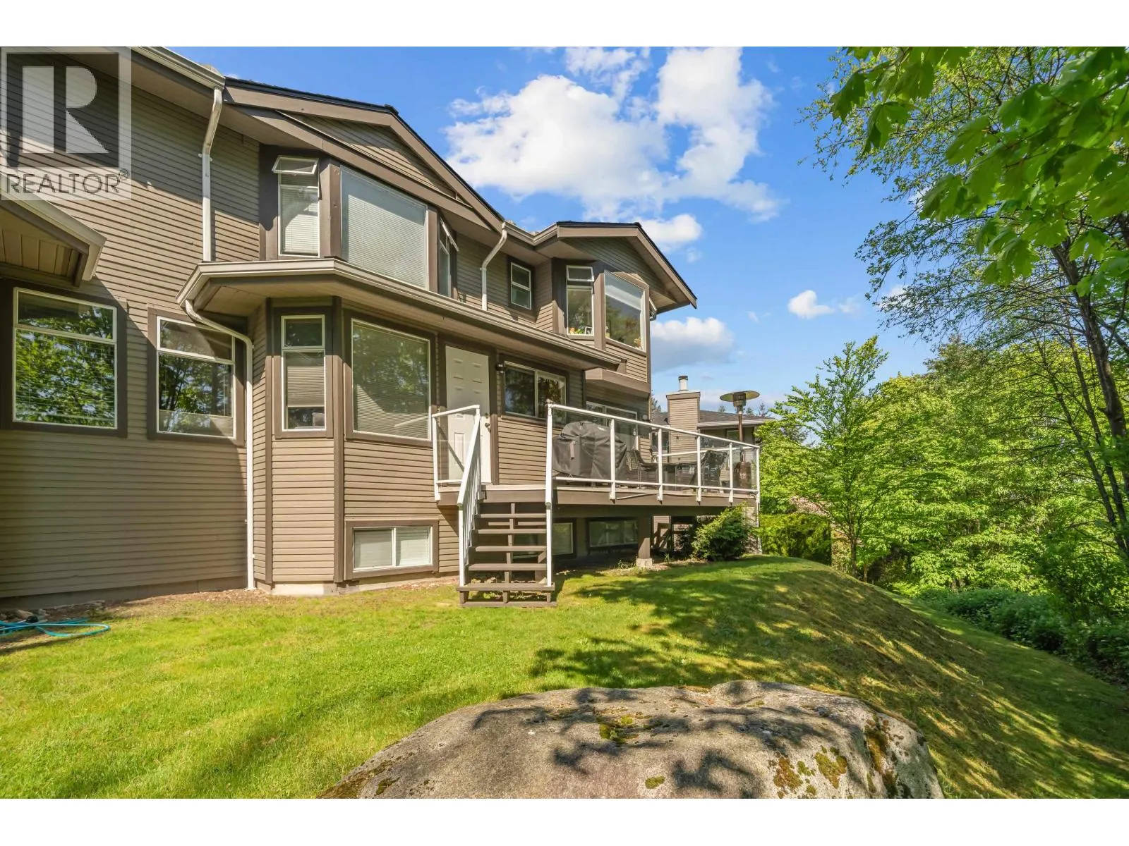 175 1140 CASTLE CRESCENT