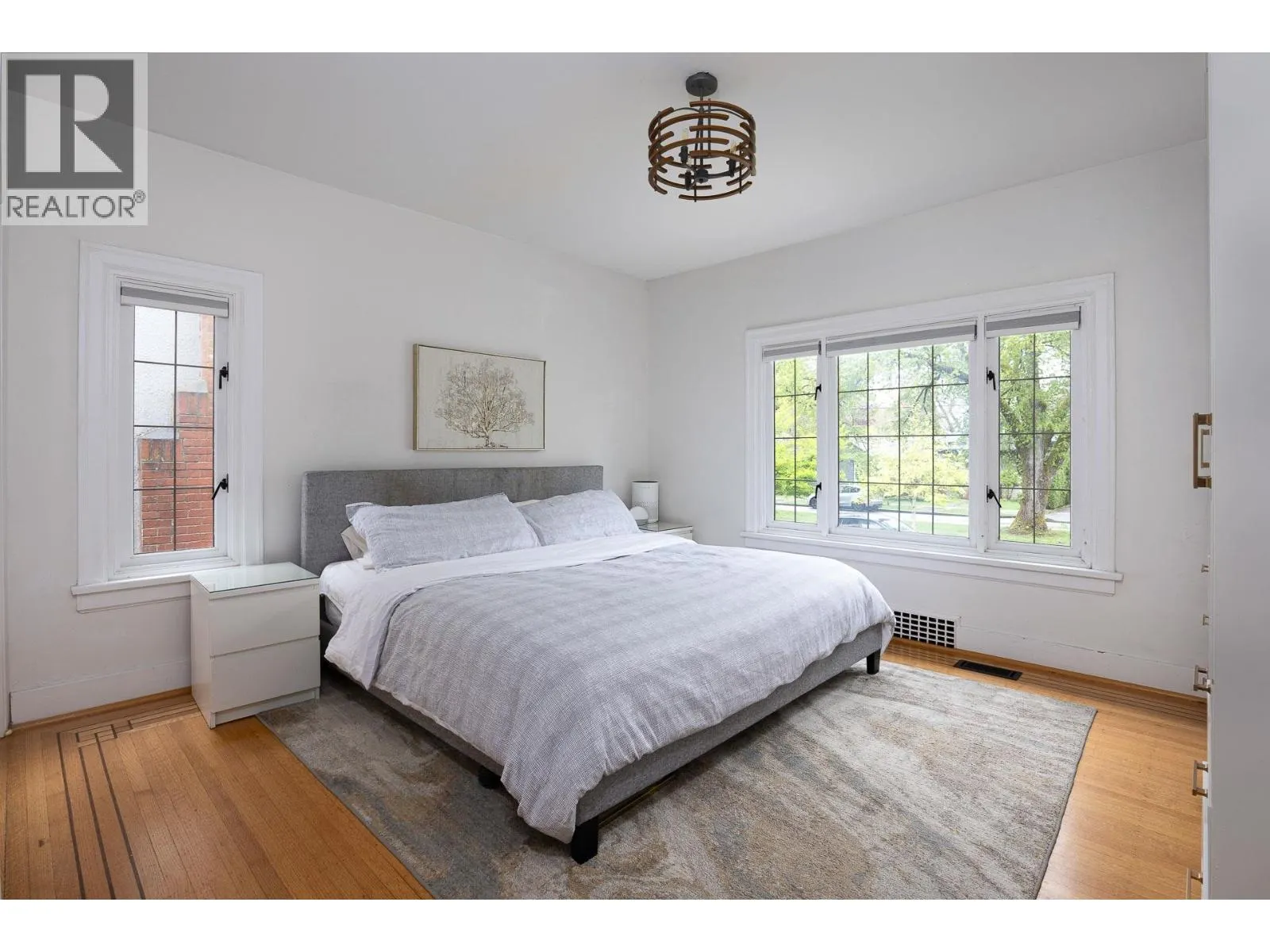 524 SECOND STREET