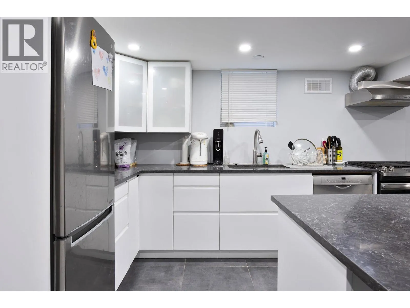 524 SECOND STREET