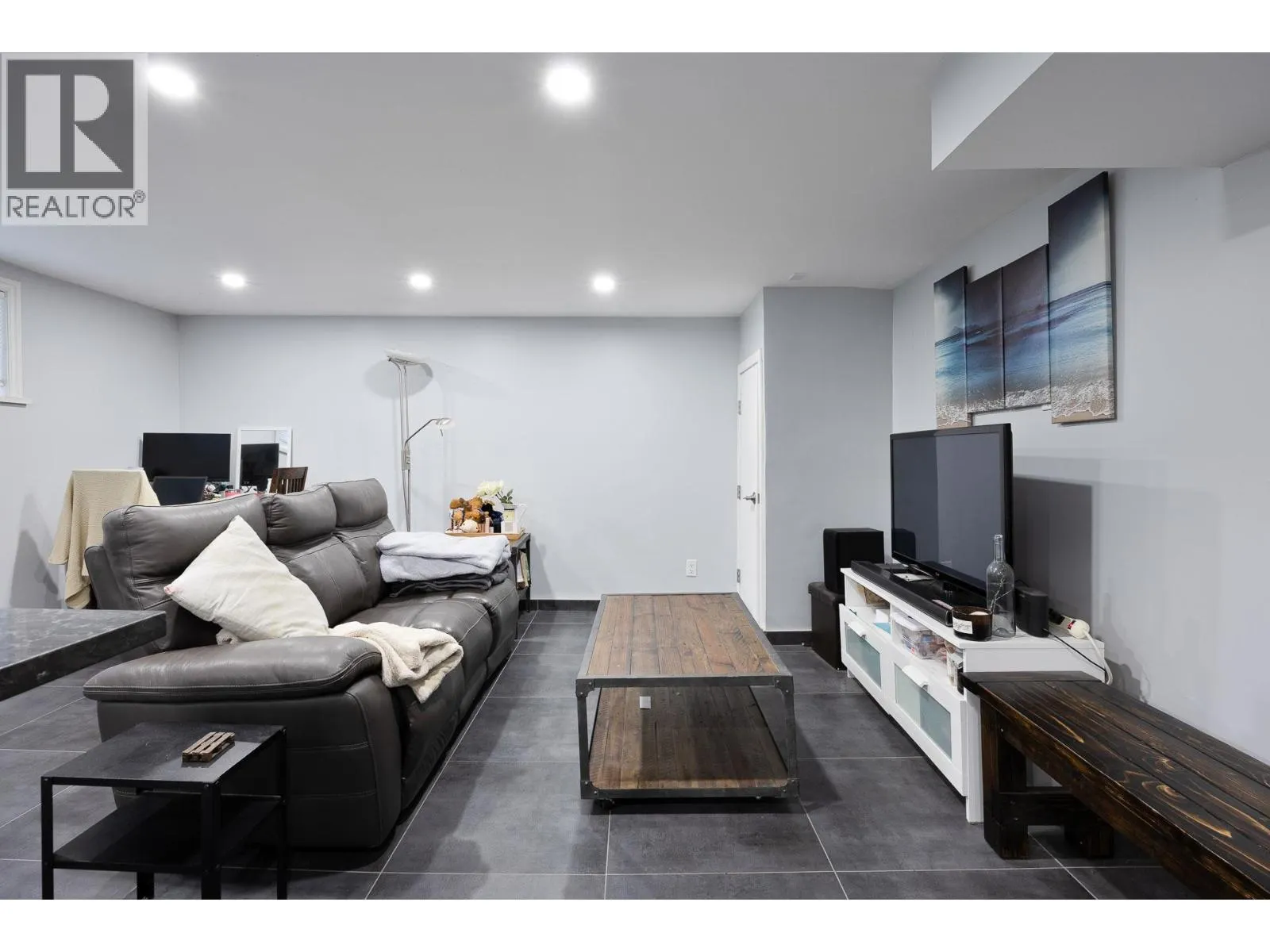524 SECOND STREET
