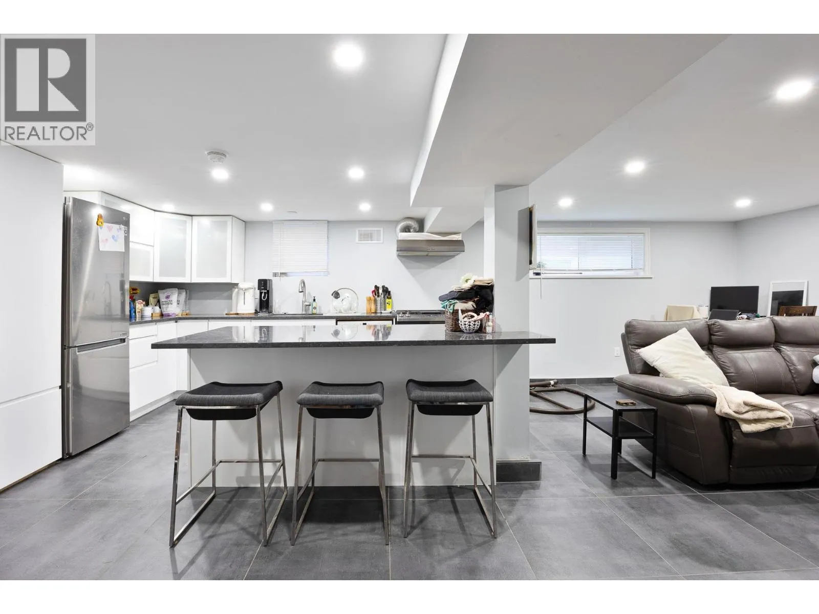 524 SECOND STREET
