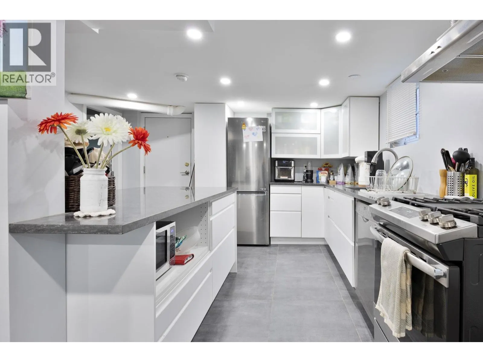 524 SECOND STREET
