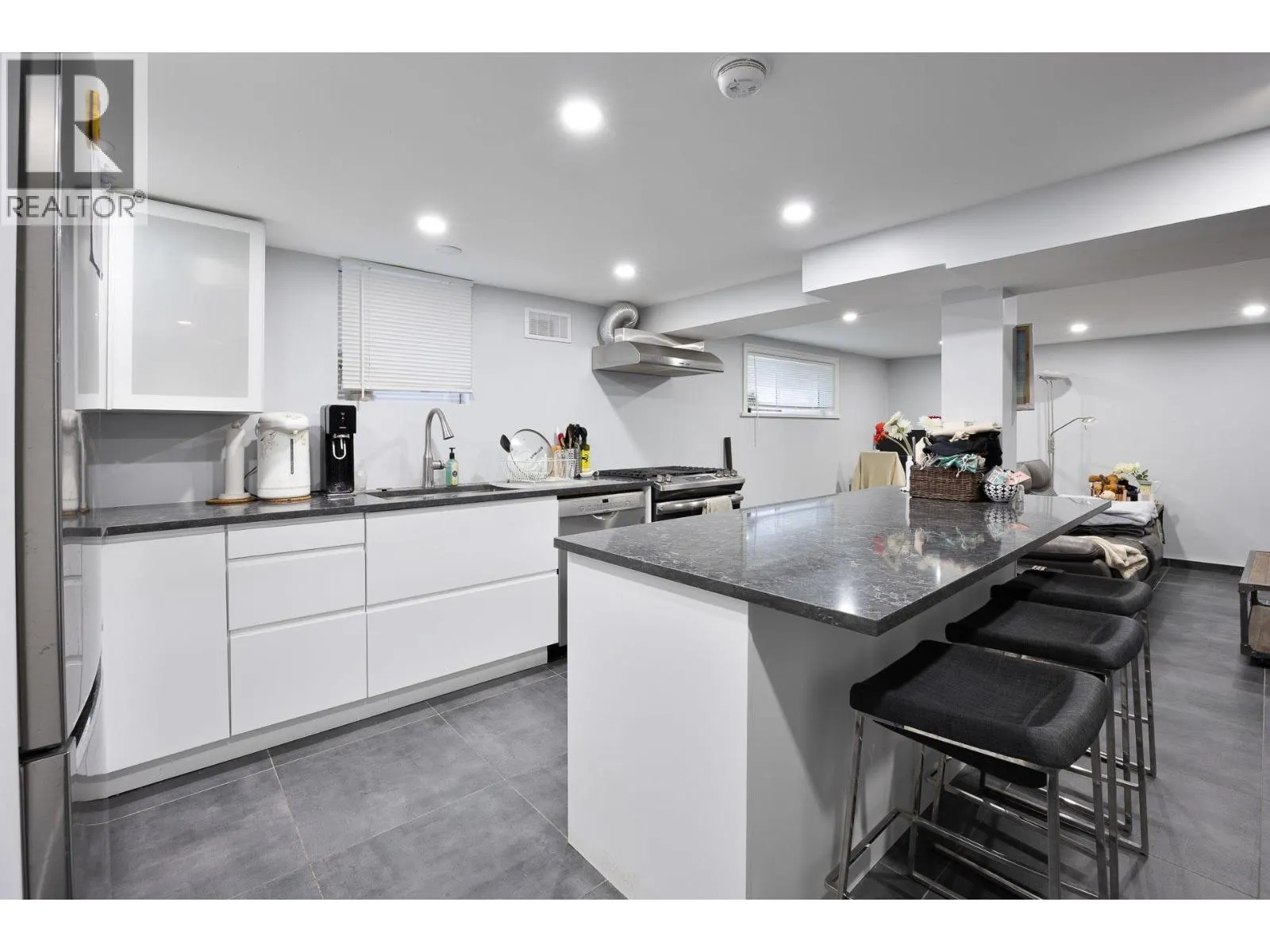 524 SECOND STREET