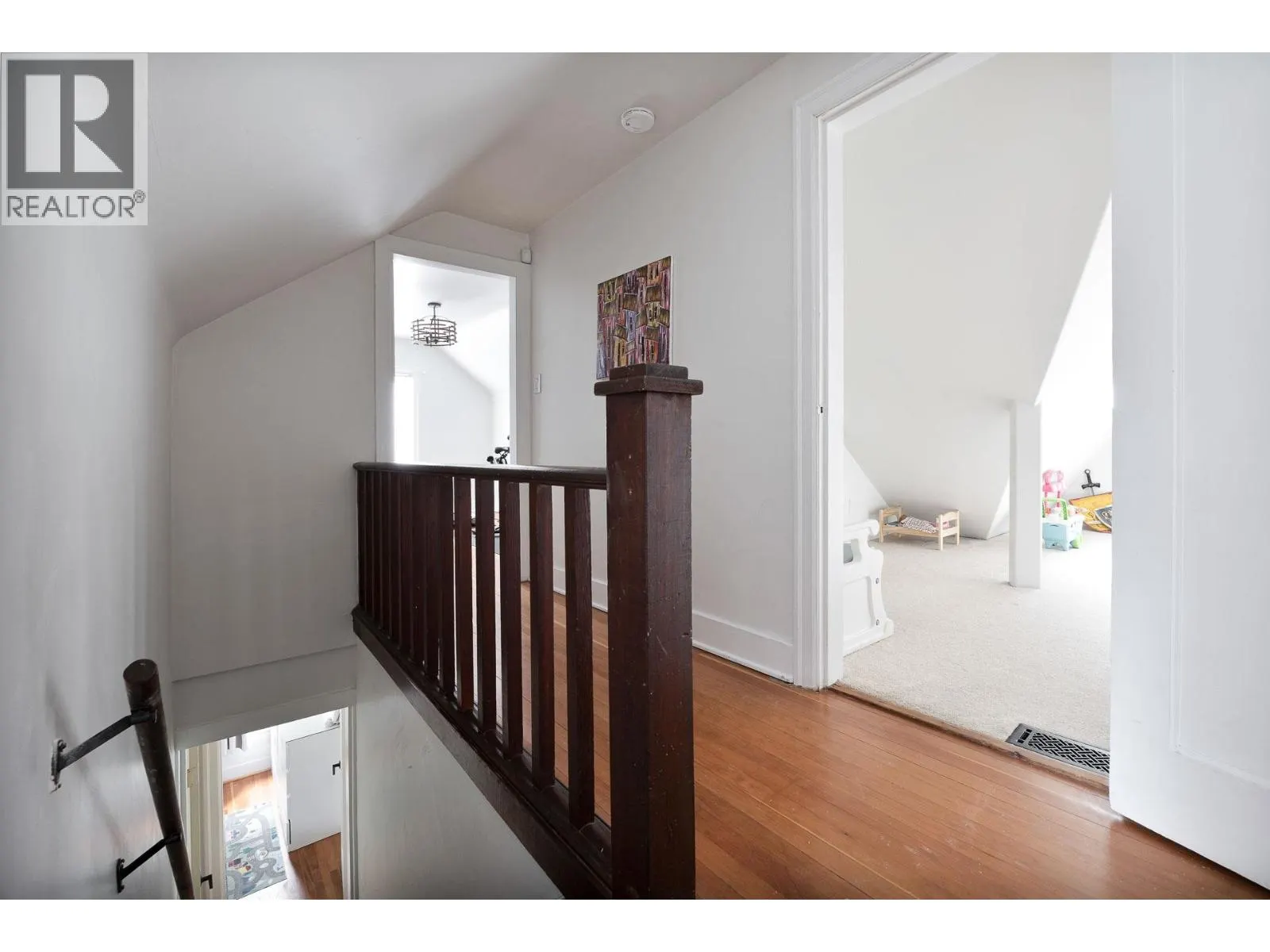 524 SECOND STREET