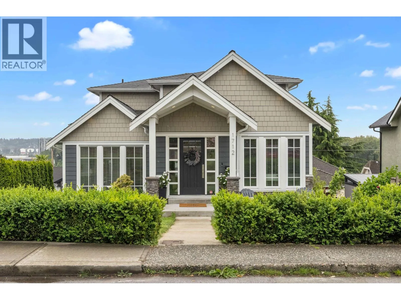 1712 NANAIMO STREET