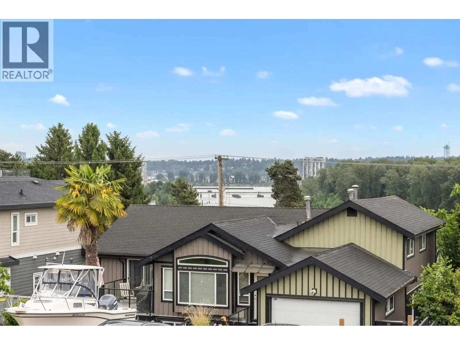 1712 NANAIMO STREET