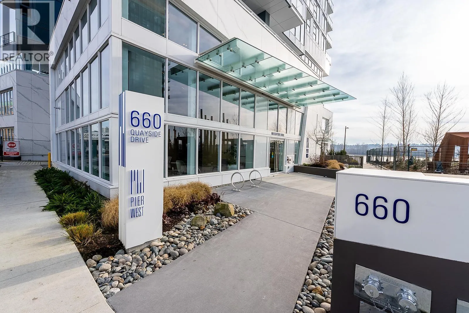 3602 660 QUAYSIDE DRIVE