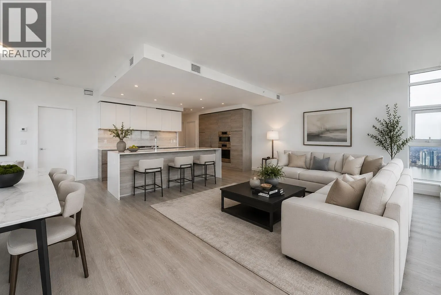 3602 660 QUAYSIDE DRIVE