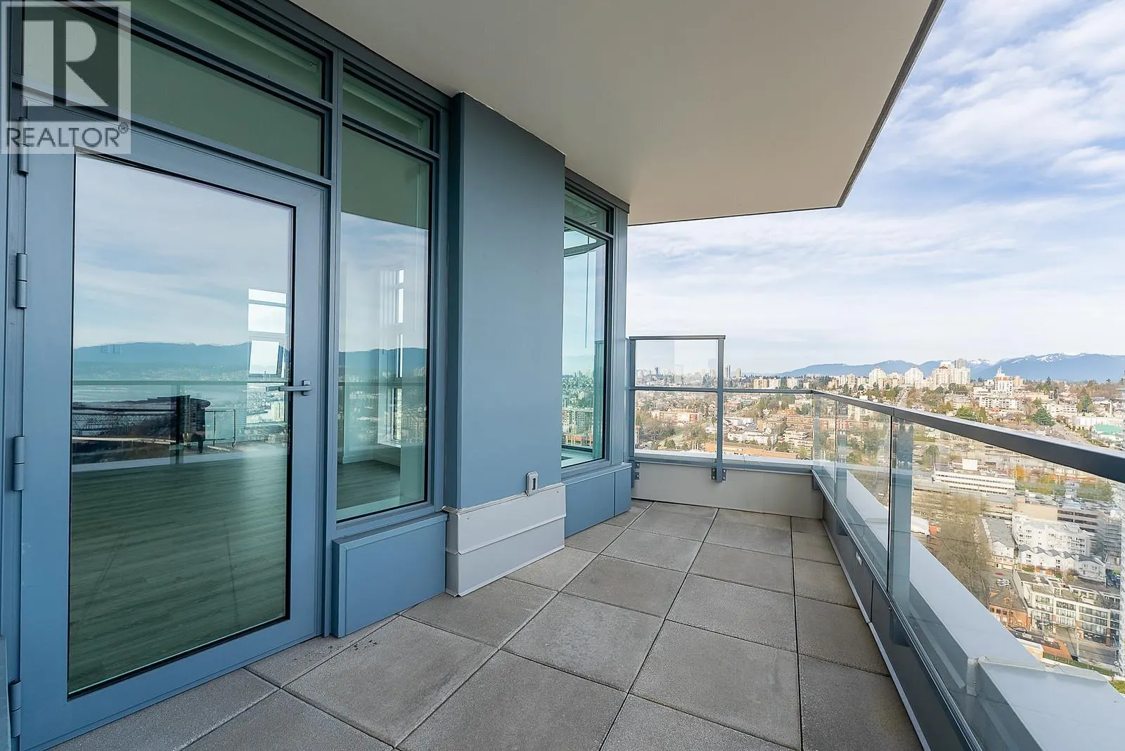 3602 660 QUAYSIDE DRIVE