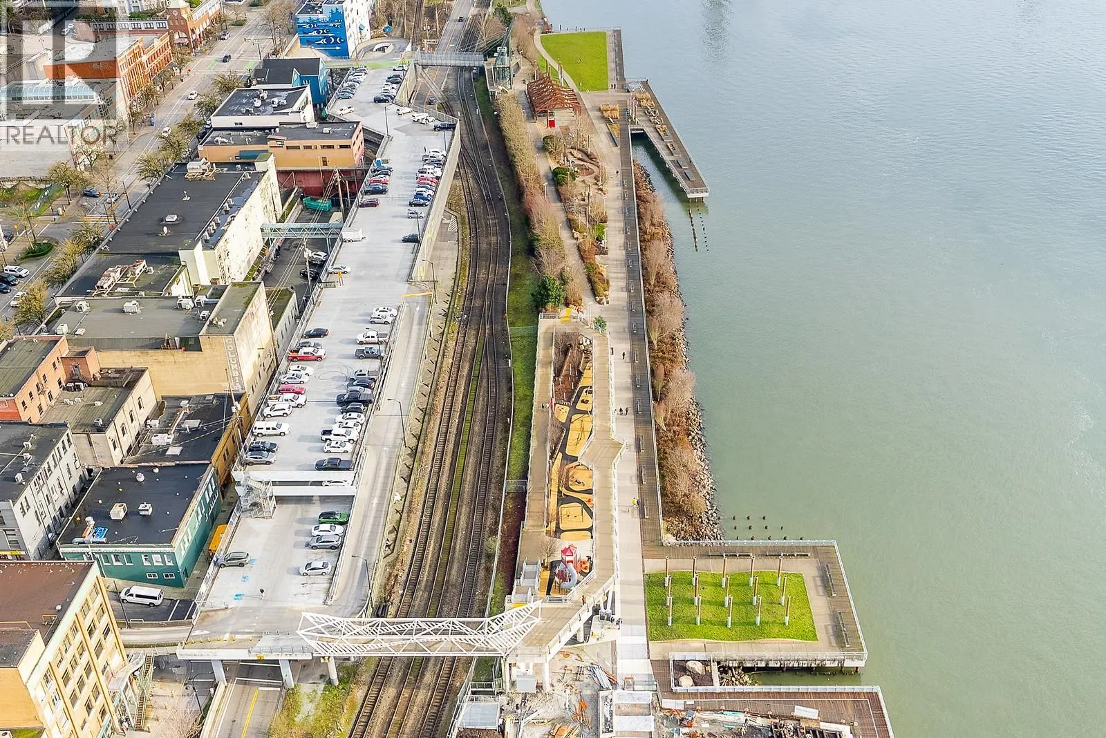 3602 660 QUAYSIDE DRIVE