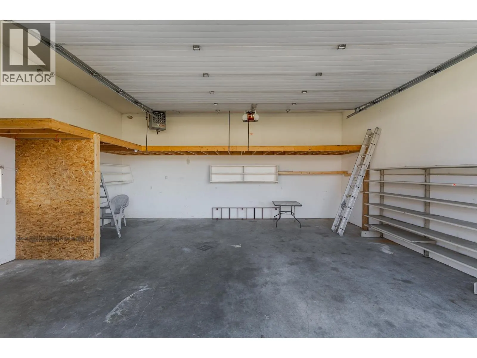 329 IRWIN STREET