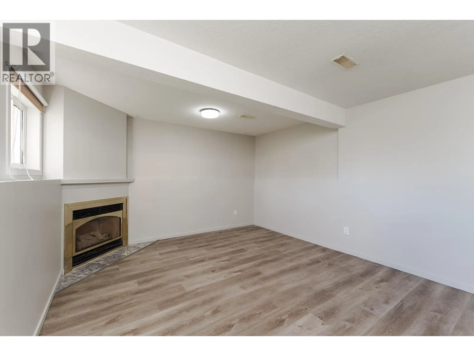 329 IRWIN STREET