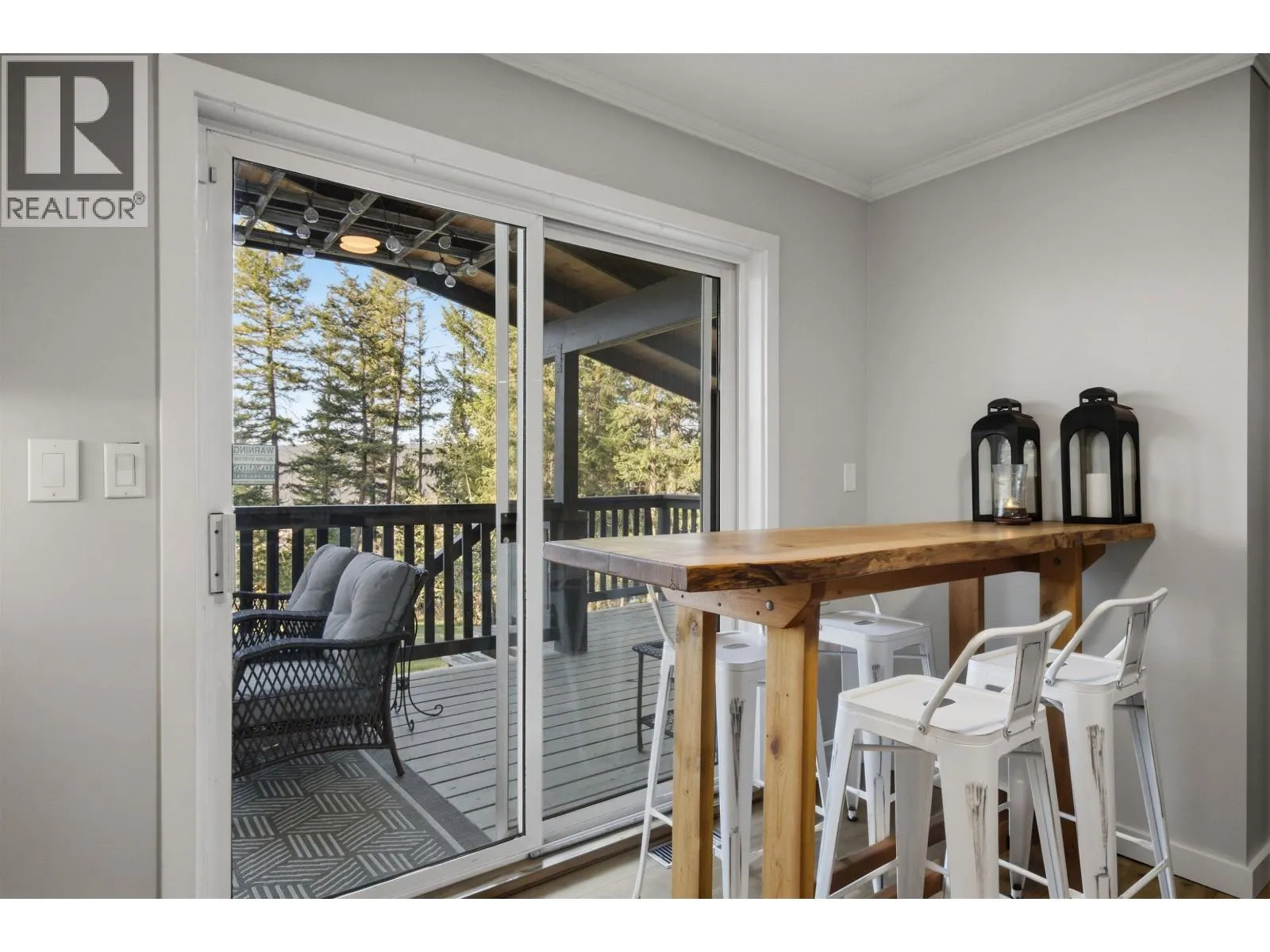 523 TAMARACK ROAD