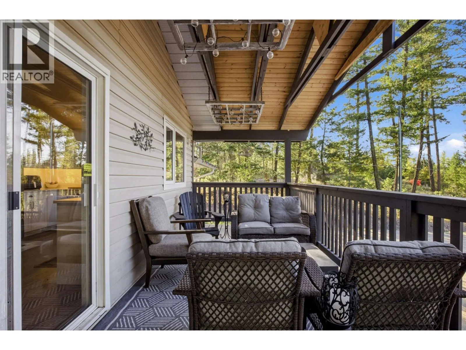 523 TAMARACK ROAD