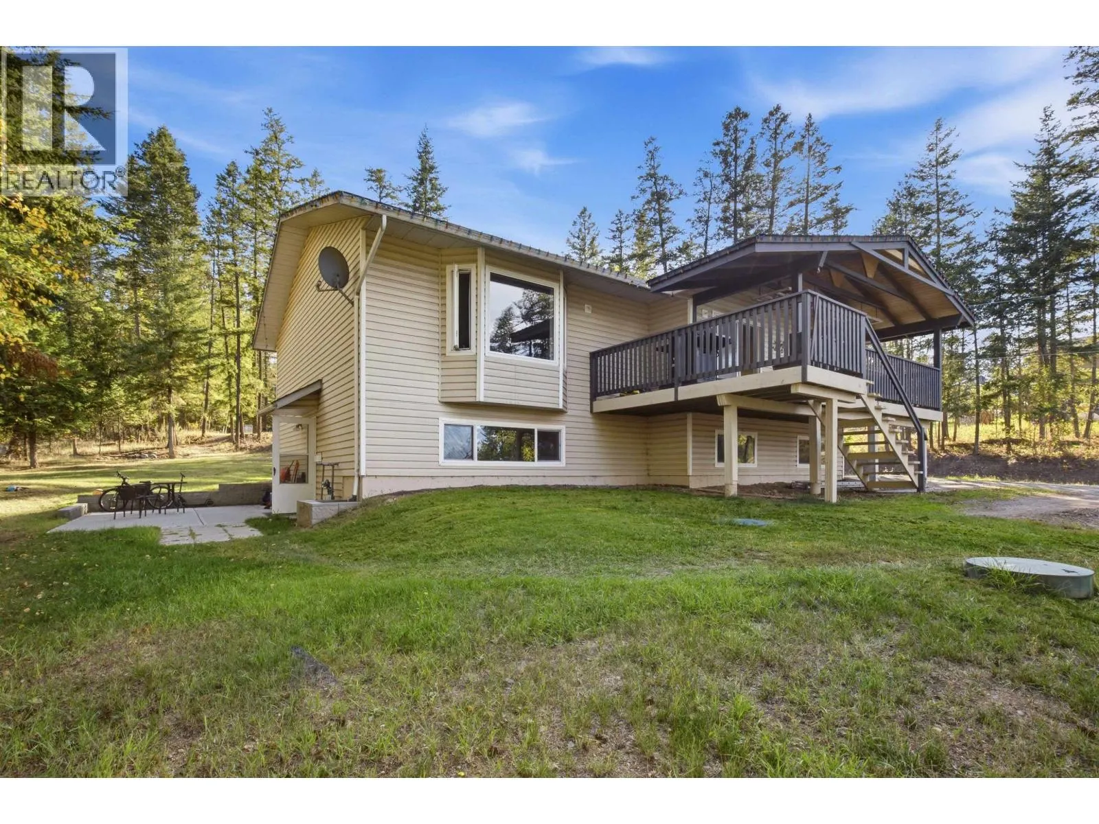 523 TAMARACK ROAD