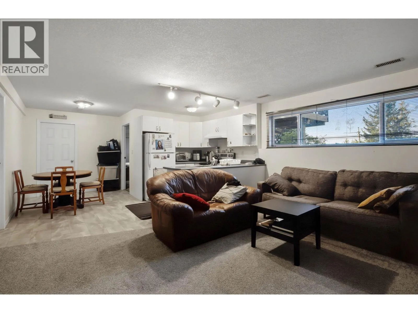 523 TAMARACK ROAD