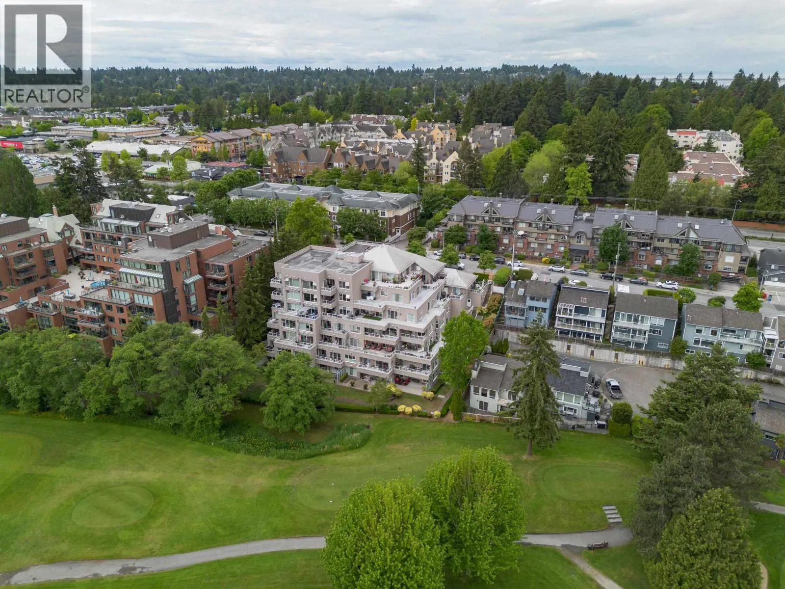 404 1400 VIEW CRESCENT