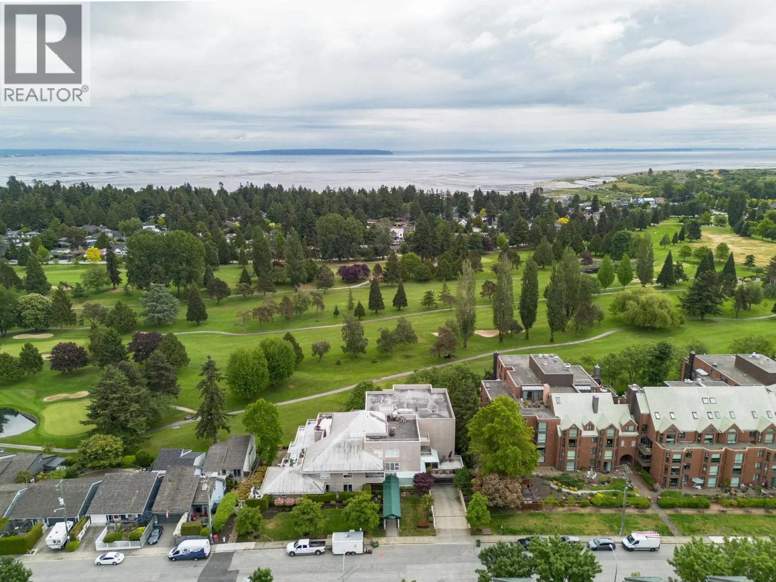 404 1400 VIEW CRESCENT
