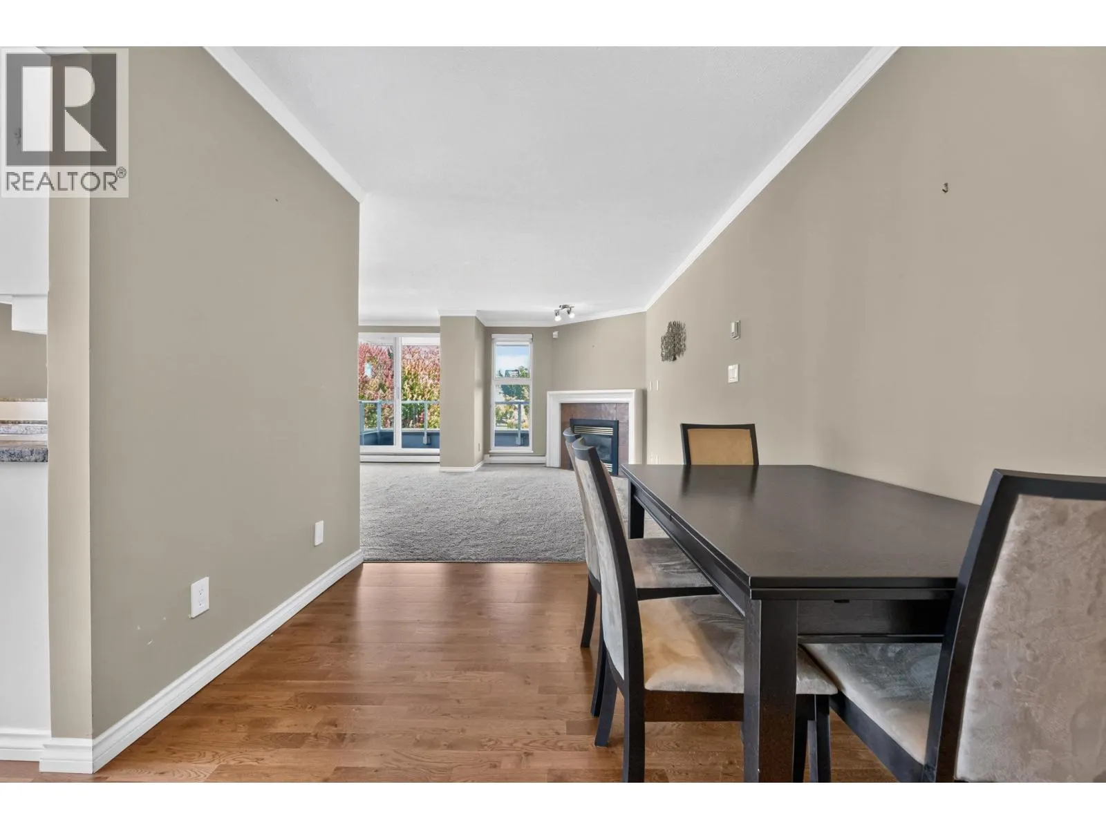 404 1400 VIEW CRESCENT