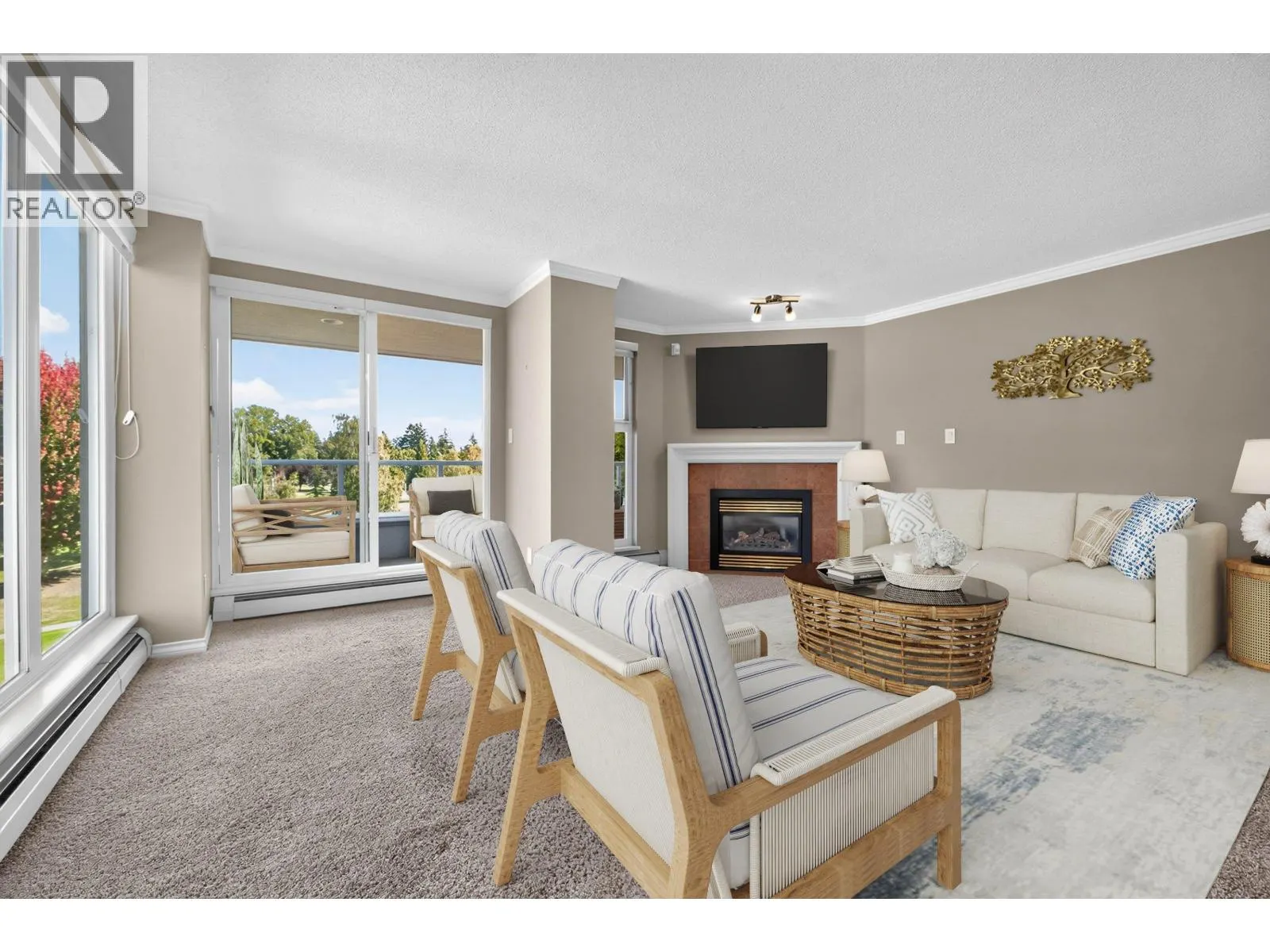 404 1400 VIEW CRESCENT