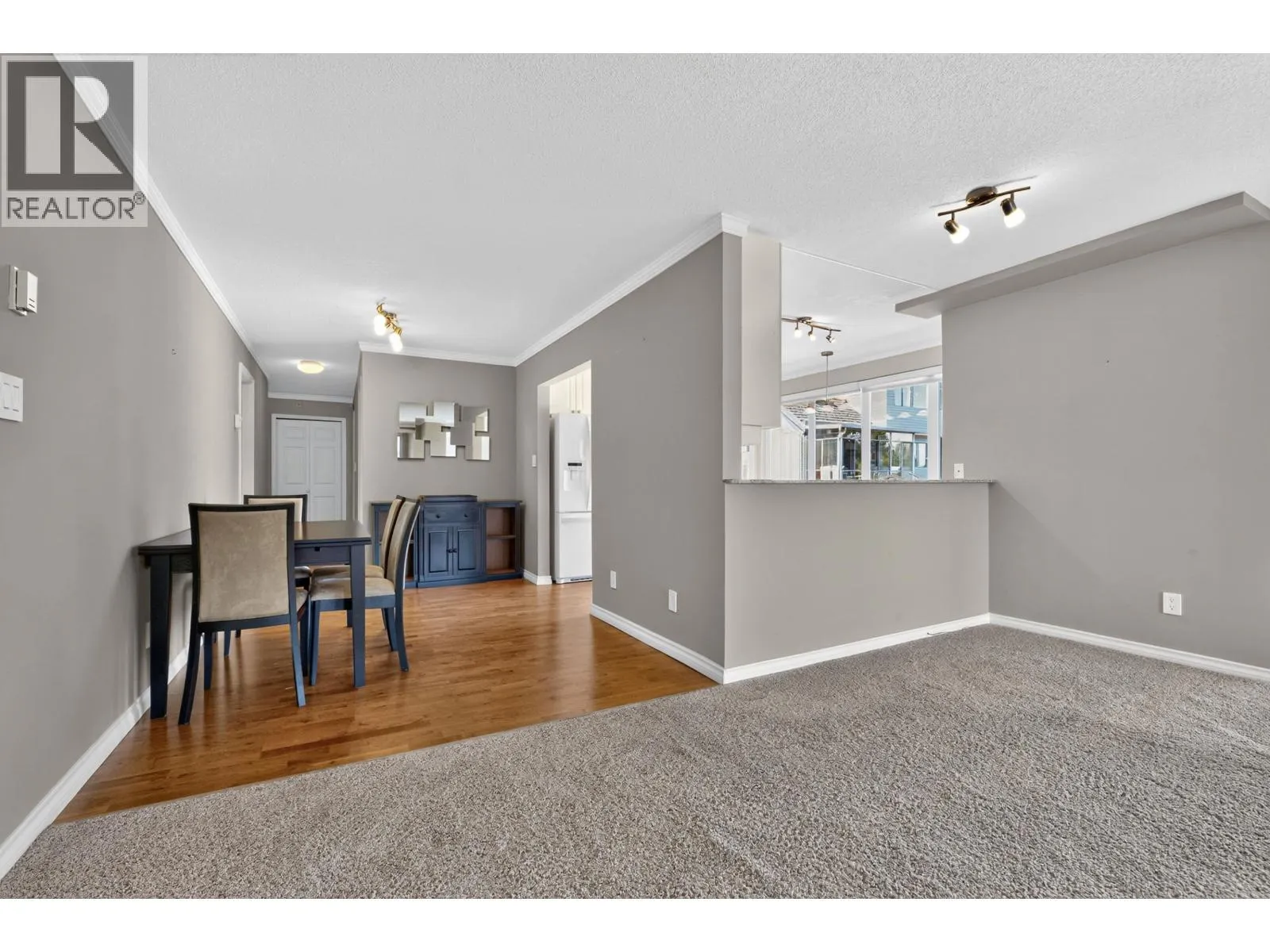 404 1400 VIEW CRESCENT