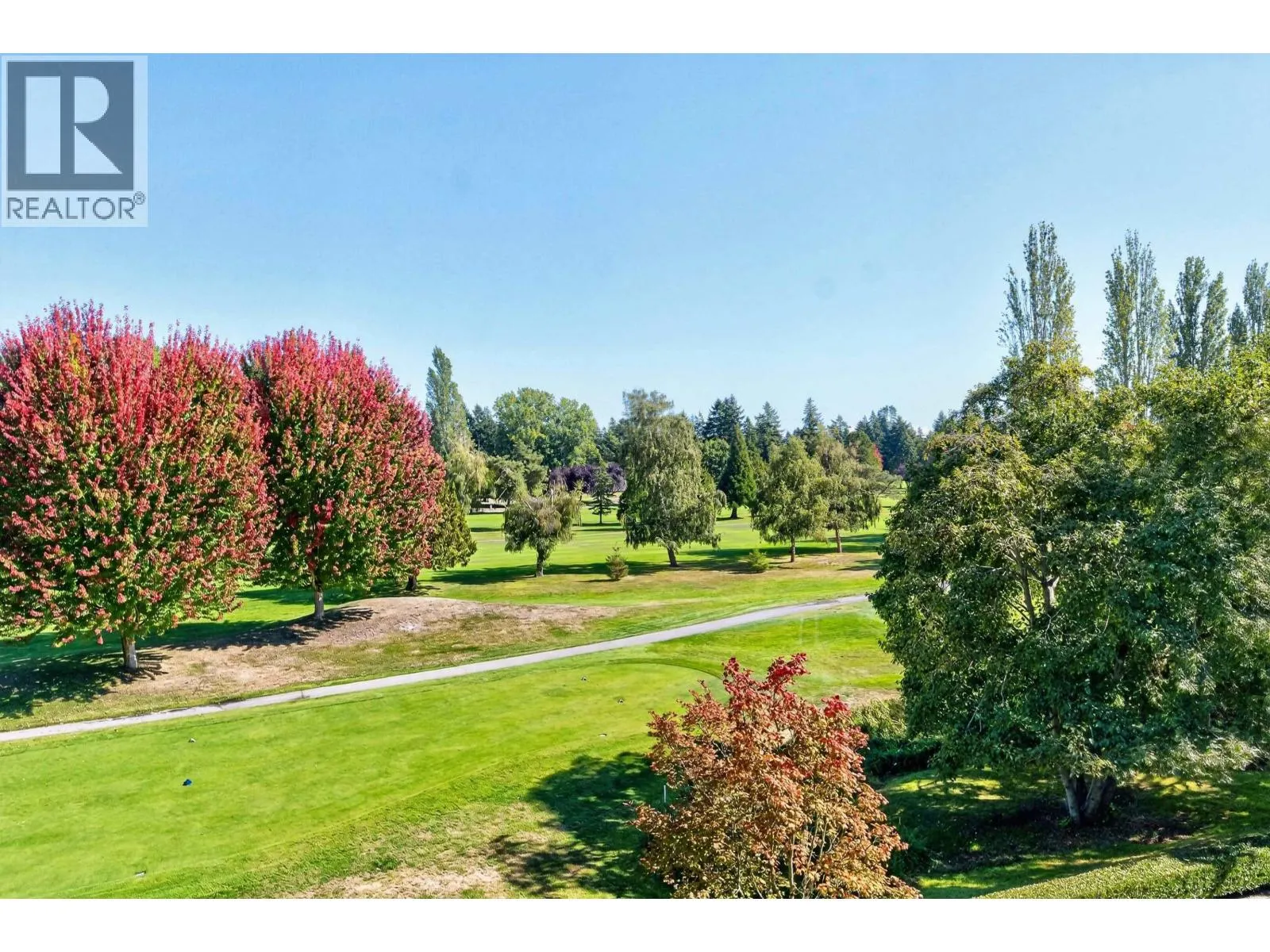 404 1400 VIEW CRESCENT