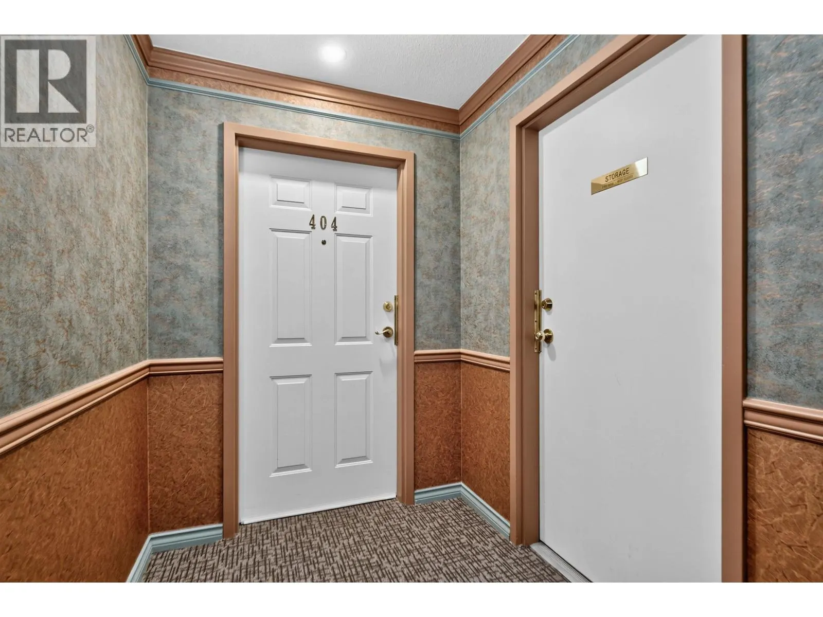 404 1400 VIEW CRESCENT