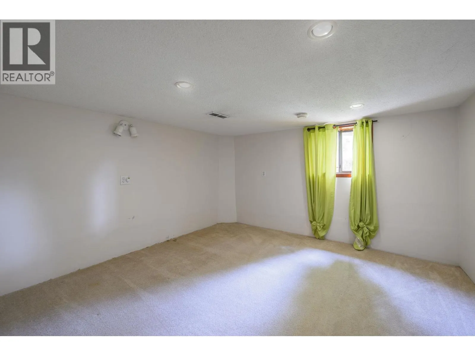 931 SECOND STREET