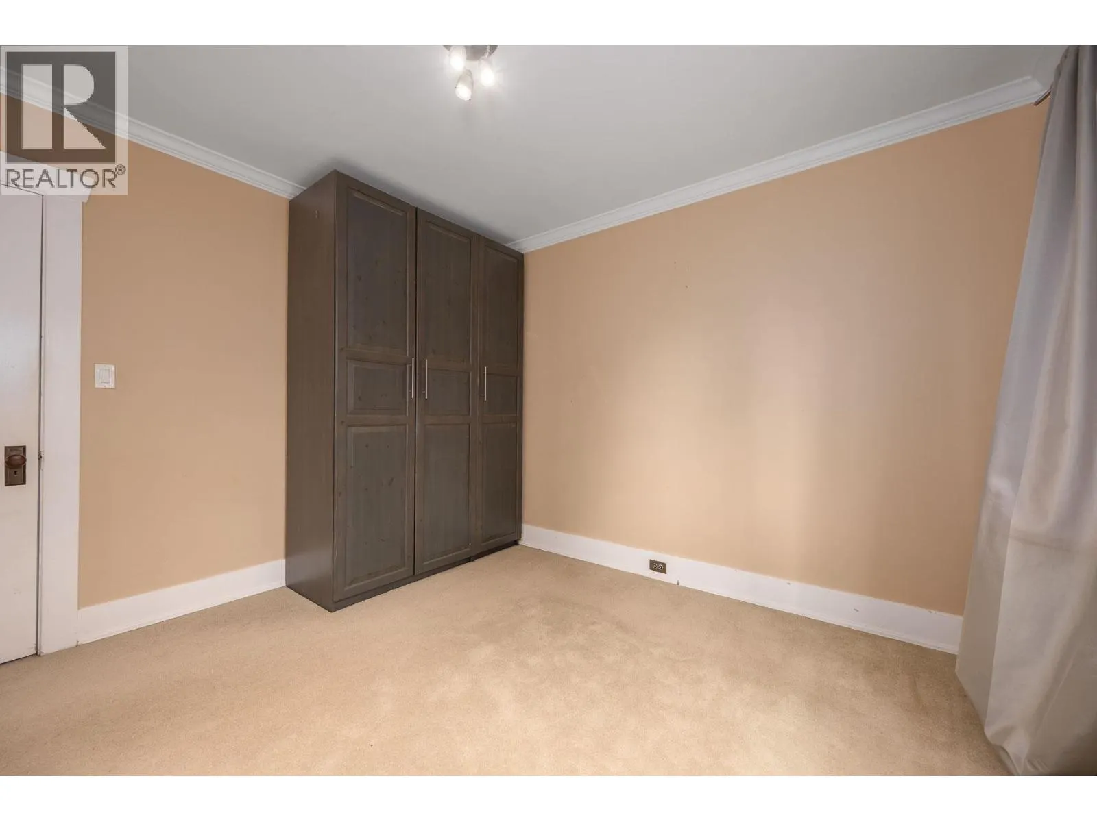 931 SECOND STREET