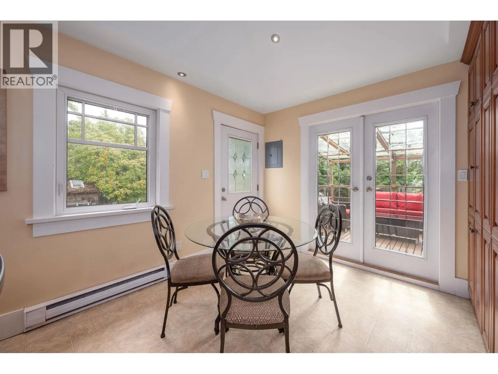 931 SECOND STREET