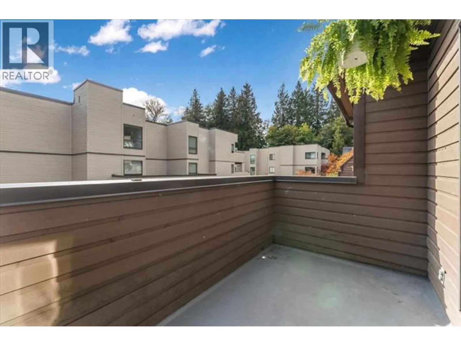 3295 MOUNTAIN HIGHWAY