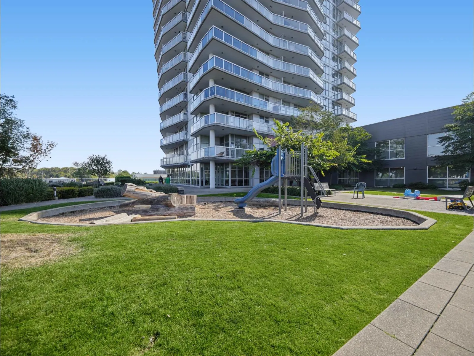 1208 11967 80 AVENUE