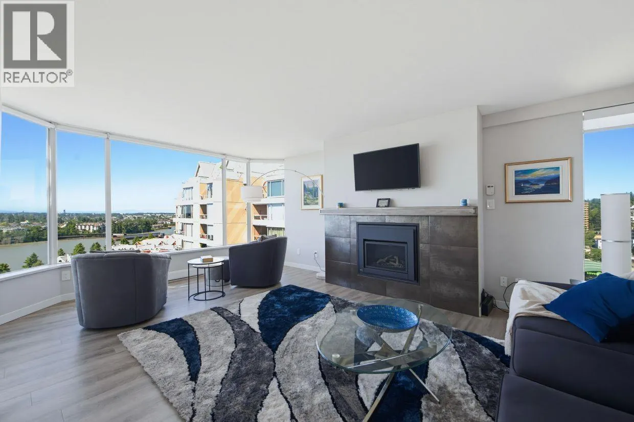 1606 1045 QUAYSIDE DRIVE