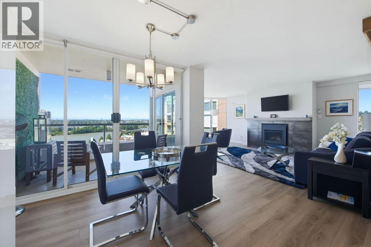 1606 1045 QUAYSIDE DRIVE