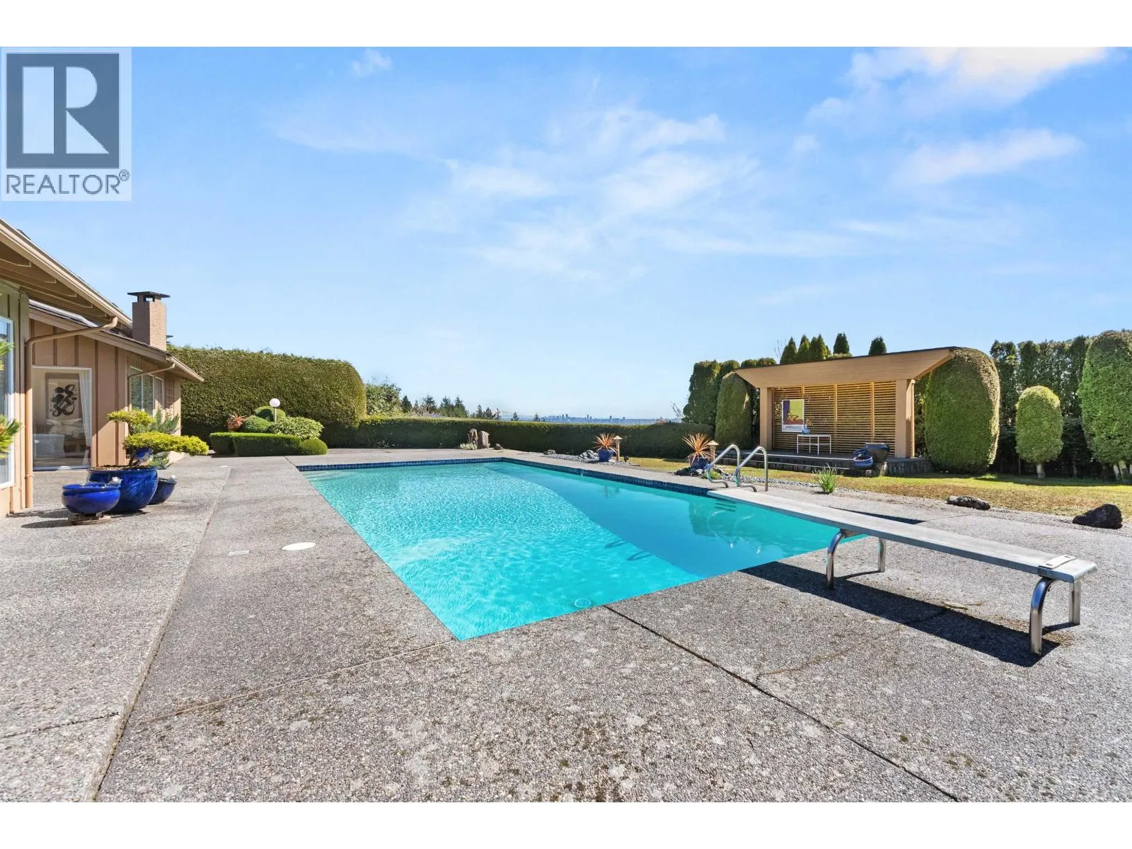 4211 ROCKRIDGE CRESCENT