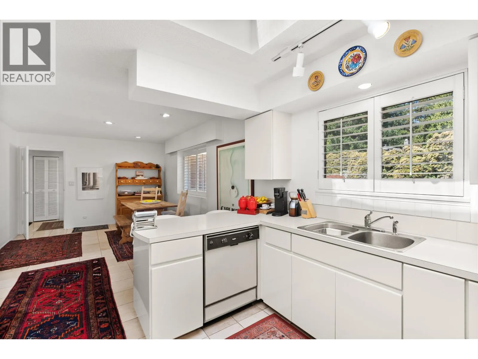 4211 ROCKRIDGE CRESCENT