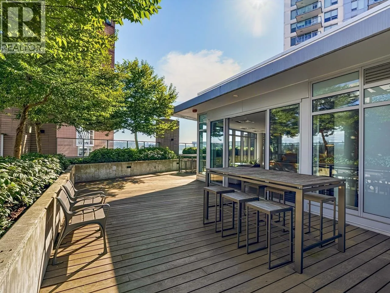 2205 908 QUAYSIDE DRIVE