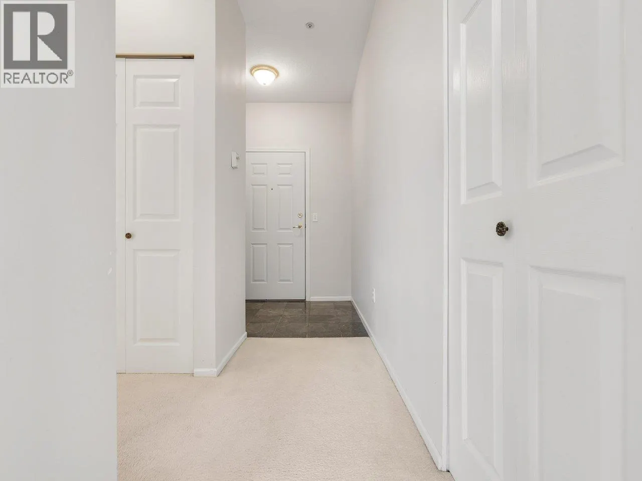 406 5556 14 AVENUE