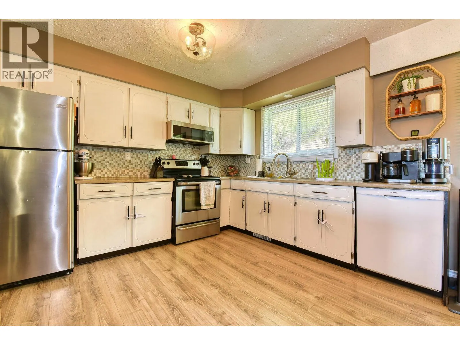 657 CENTENNIAL DRIVE
