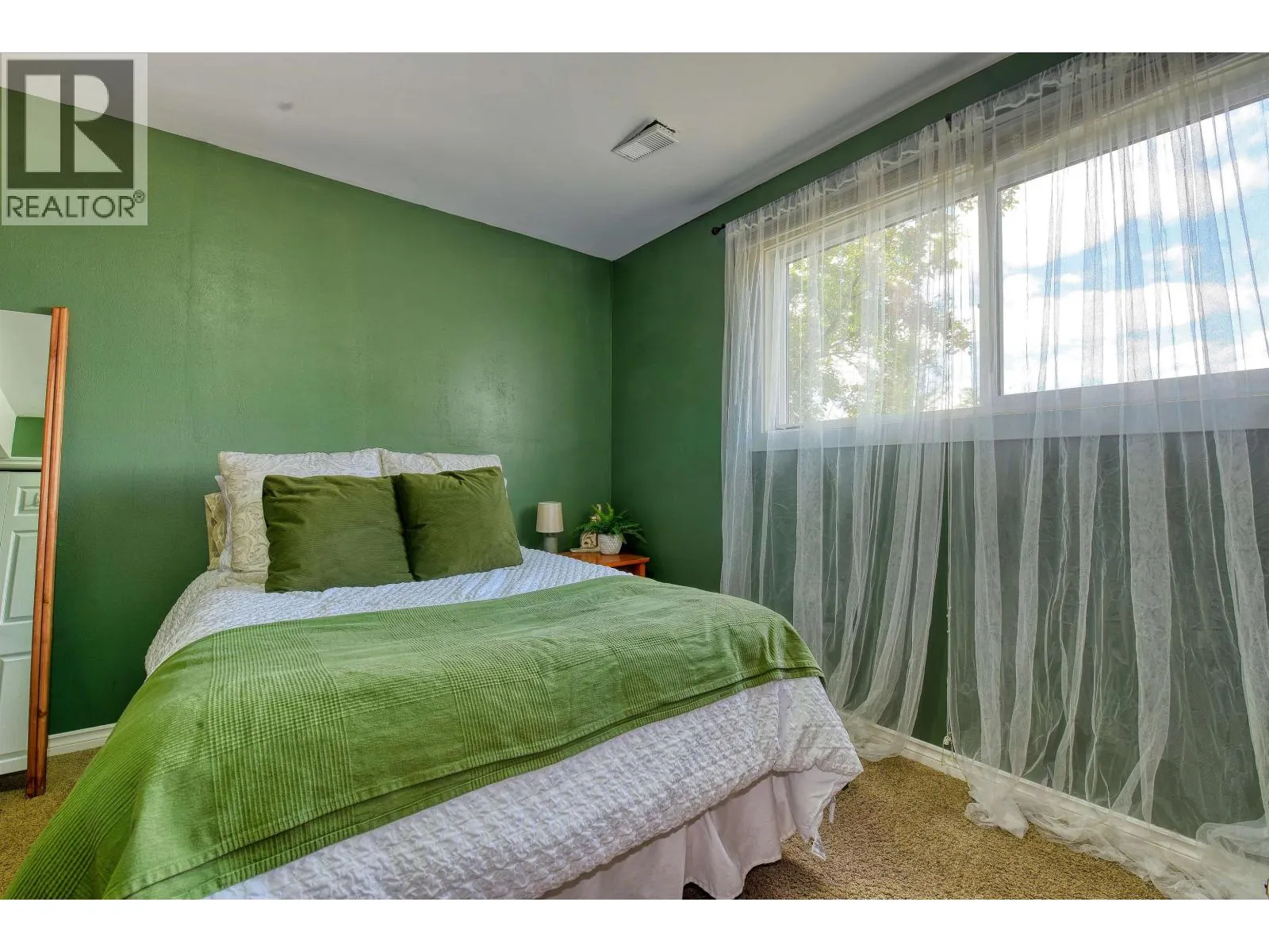657 CENTENNIAL DRIVE