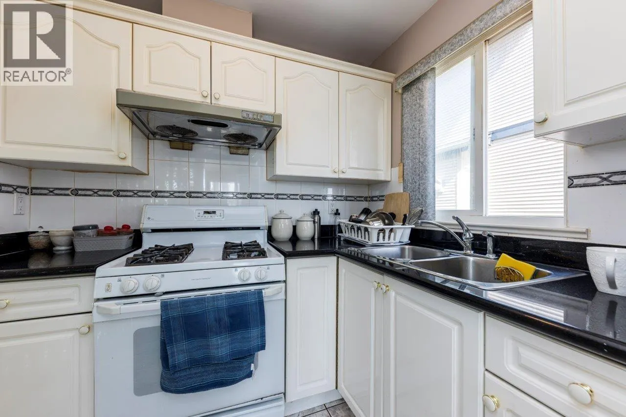 449 E 16TH STREET