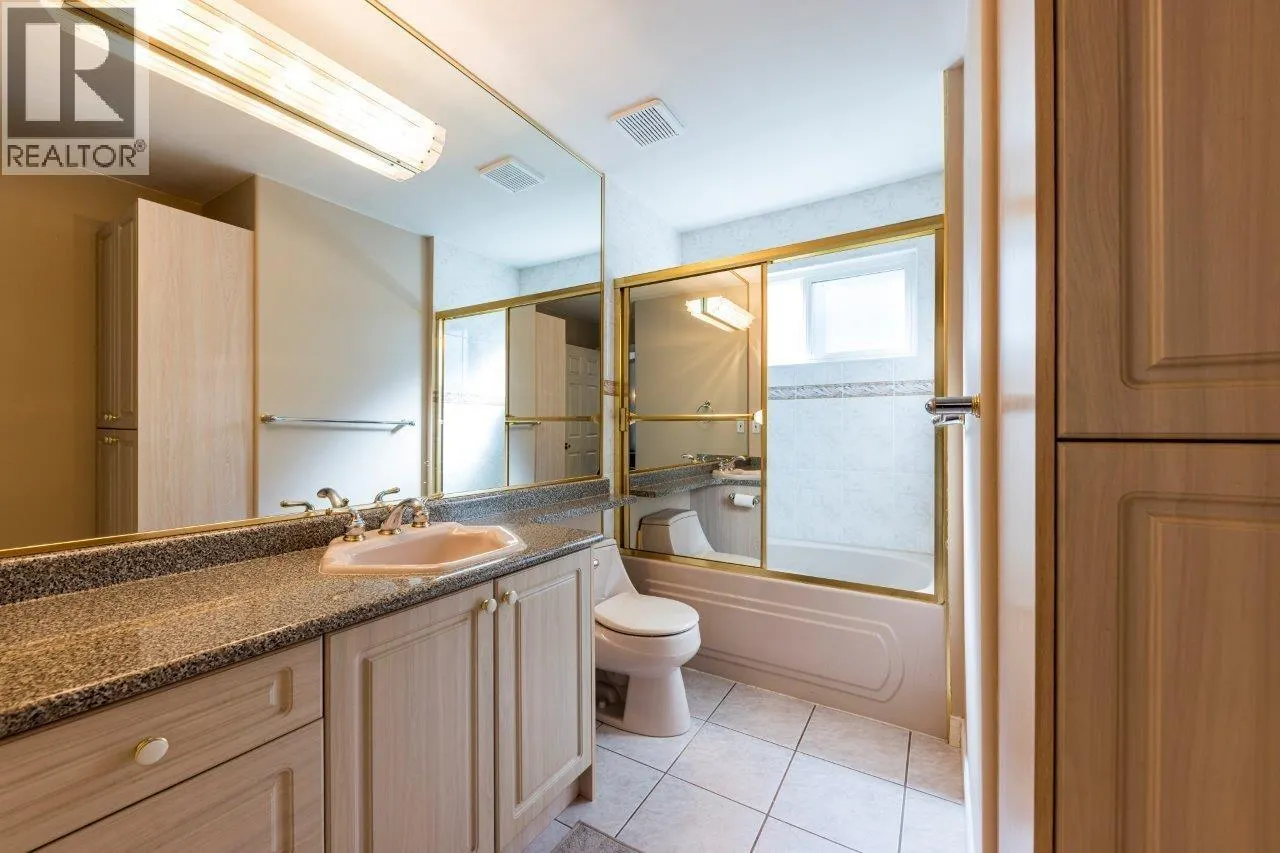 449 E 16TH STREET