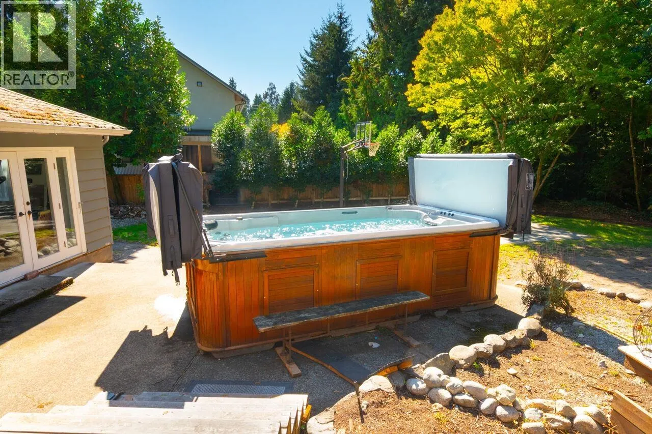4325 MORGAN CRESCENT