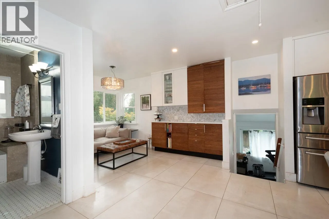 4325 MORGAN CRESCENT
