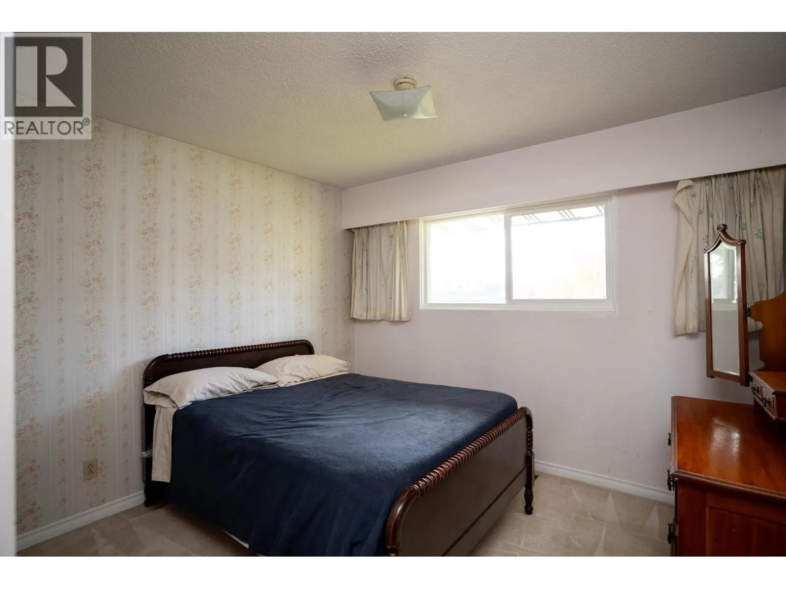 4334 EAGLENEST CRESCENT