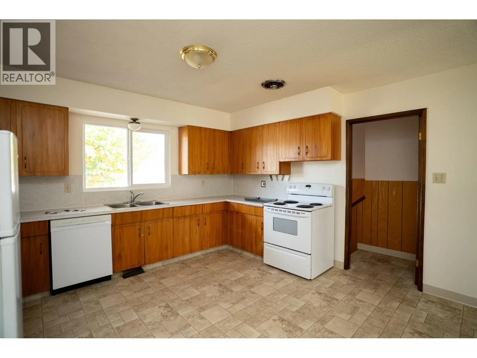 4334 EAGLENEST CRESCENT