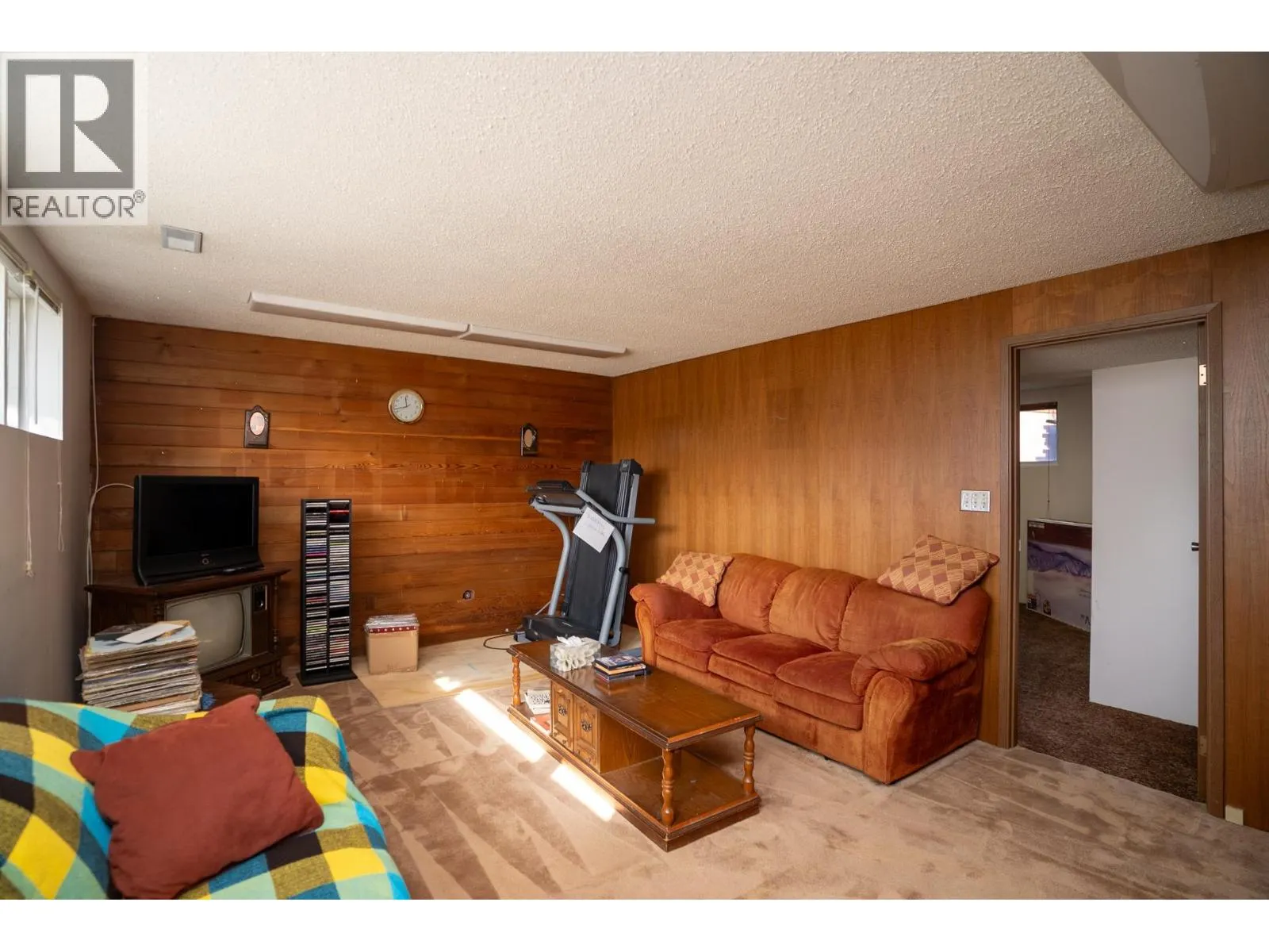 4334 EAGLENEST CRESCENT