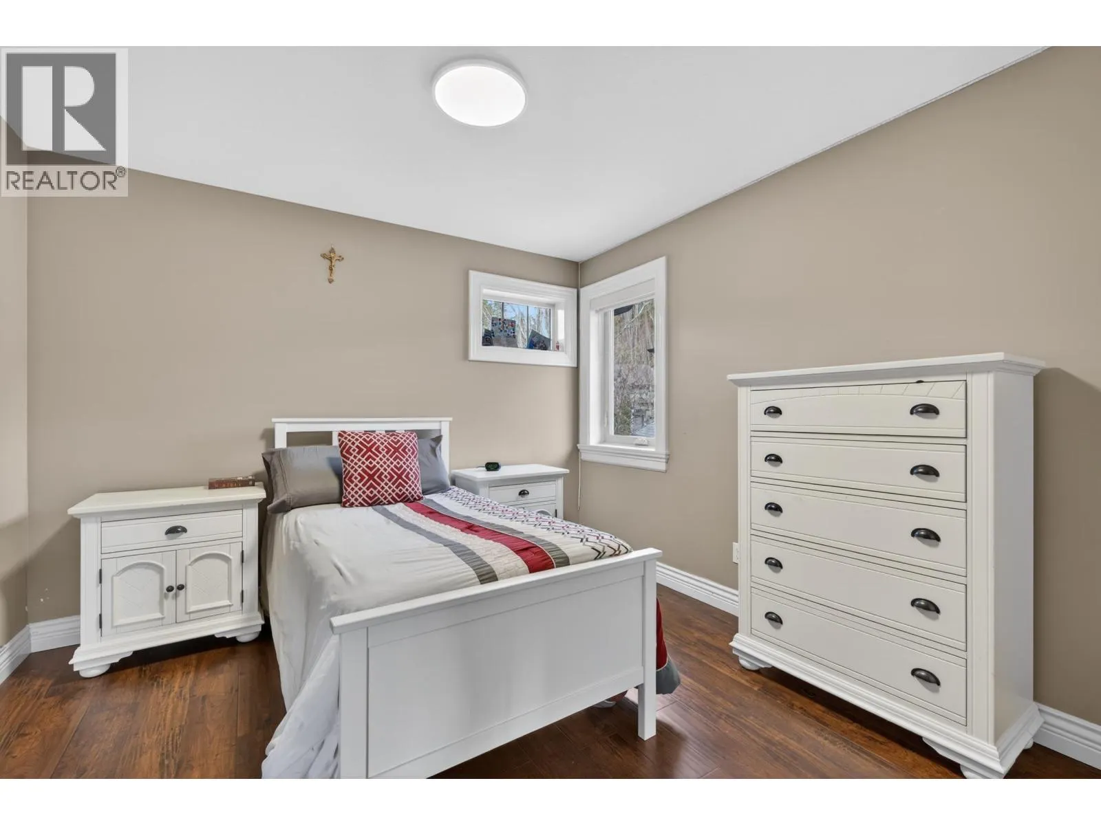1213 BURKEMONT PLACE