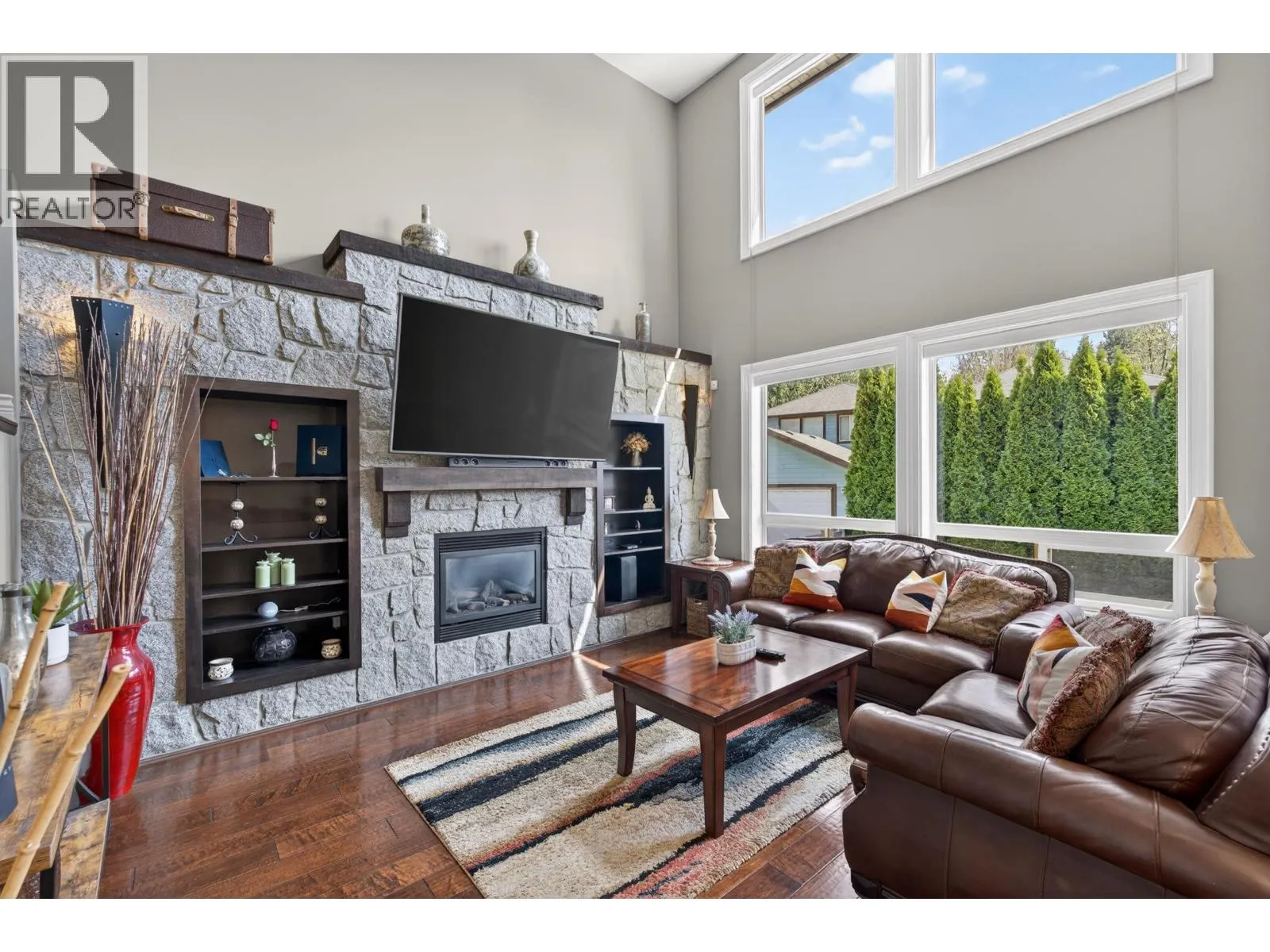 1213 BURKEMONT PLACE