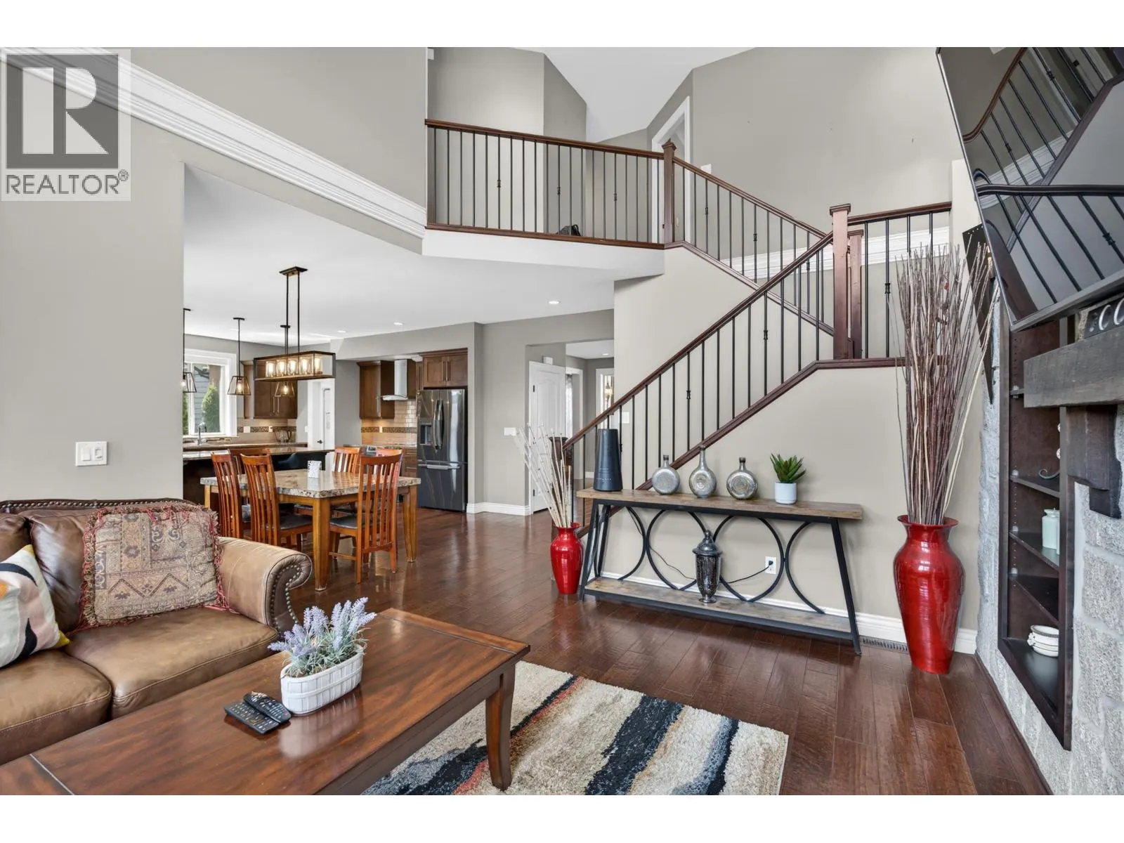 1213 BURKEMONT PLACE